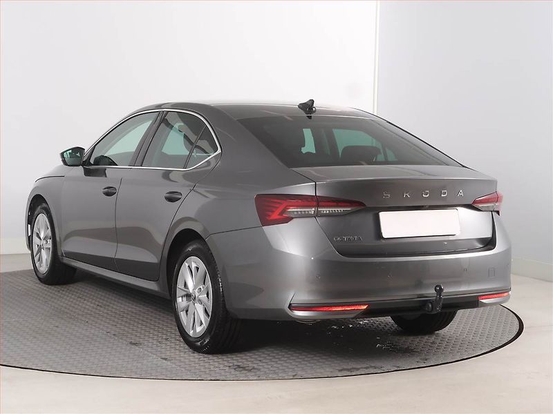 Škoda Octavia (2024) 1.5 TSI - fotka 4 z 12