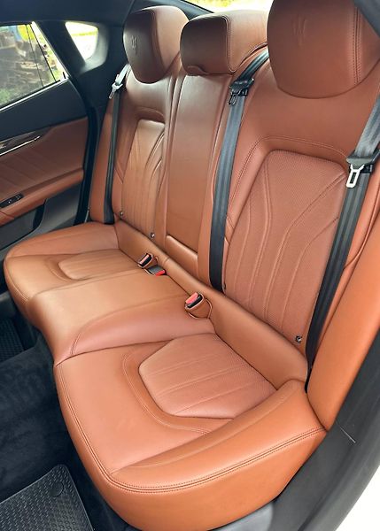 Maserati Quattroporte (2020) S 3.0 V6 2020 316 KW - fotka 26 z 35