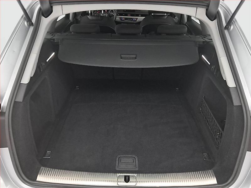 Audi A4 (2017) 2.0 TDI, 4X4, Automat, Navi - fotka 14 z 19
