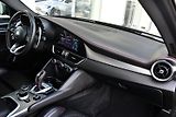 Alfa Romeo Giulia 2.0T 16V 206kW COMPETIZIONE 1M - náhled 18