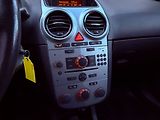 Opel Corsa 1.4 Active, Serviska - náhled 15