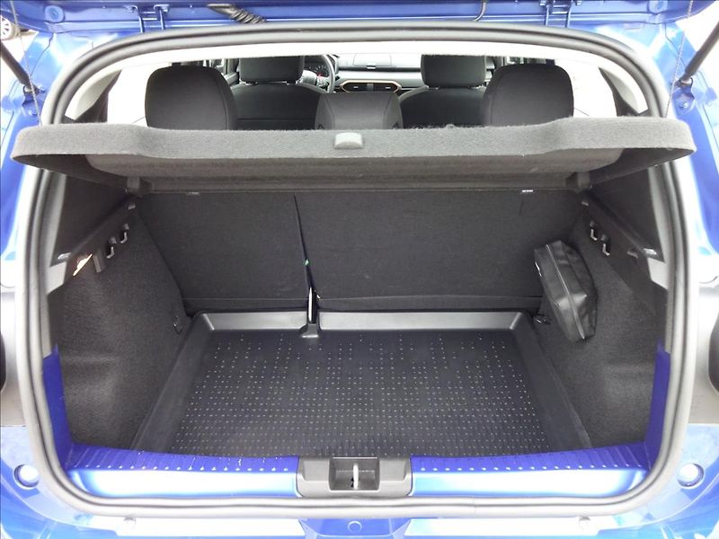Dacia Sandero 1,0 TCe STEPWAY - fotka 24 z 46