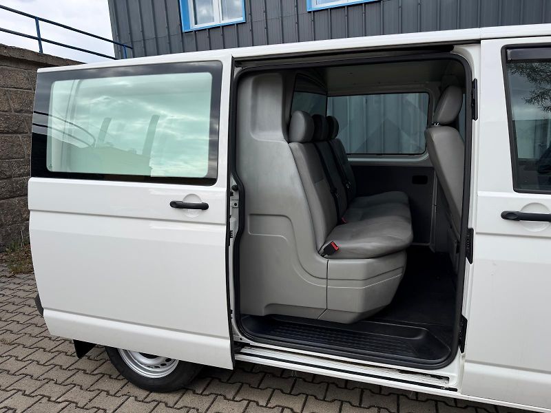 Volkswagen Transporter 2,0 TDi + sada pneu  - fotka 12 z 20