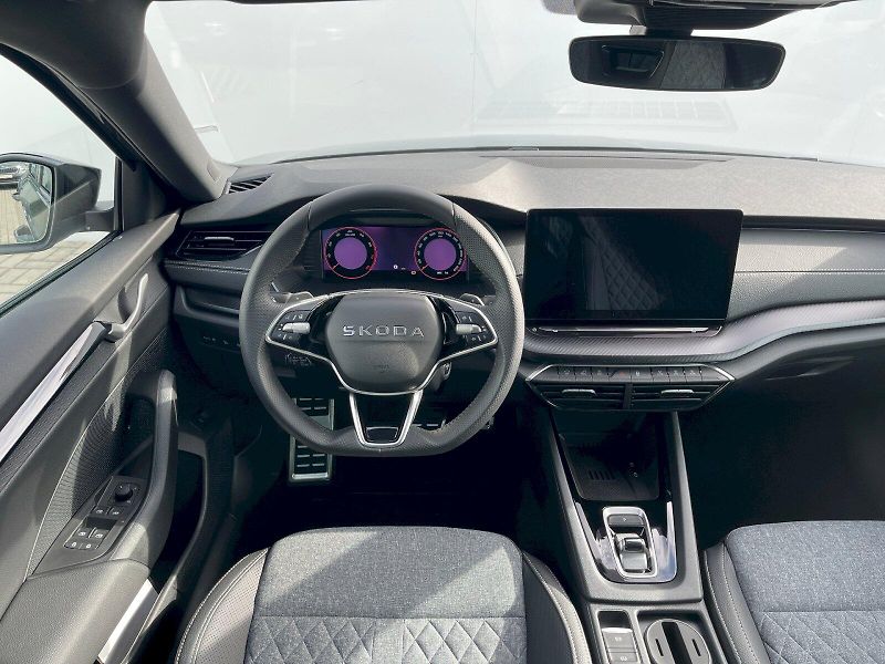 Škoda Octavia (2025) Combi 1,5 TSI m-HEV 110 kW DSG - fotka 6 z 30