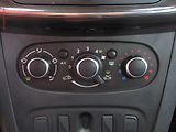 Dacia Logan (2018) 1.0SCe, 2.maj,ČR, Klima - náhled 12