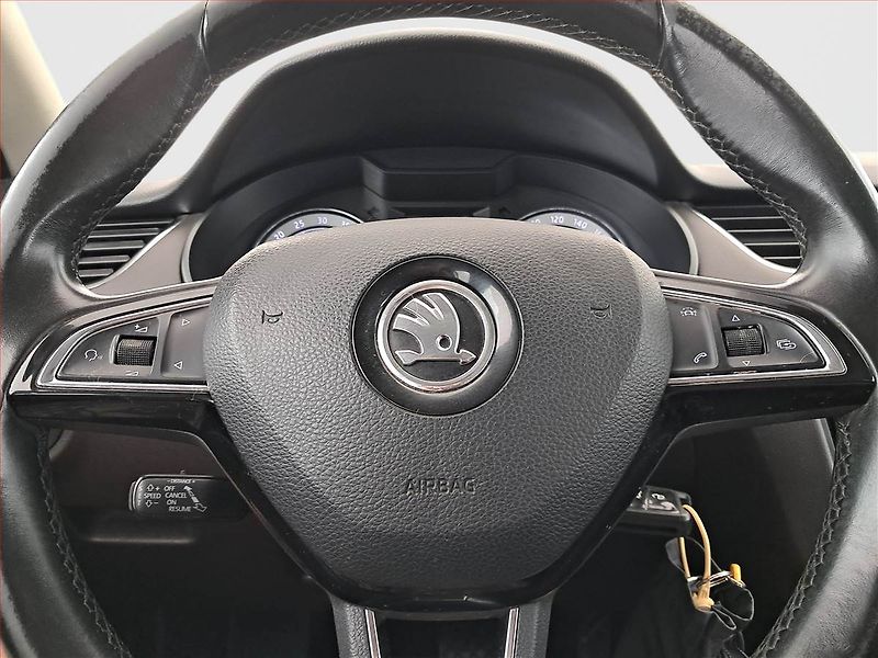 Škoda Octavia (2016) Laurin&Klement 2.0 TDI, 4X4 - fotka 17 z 21