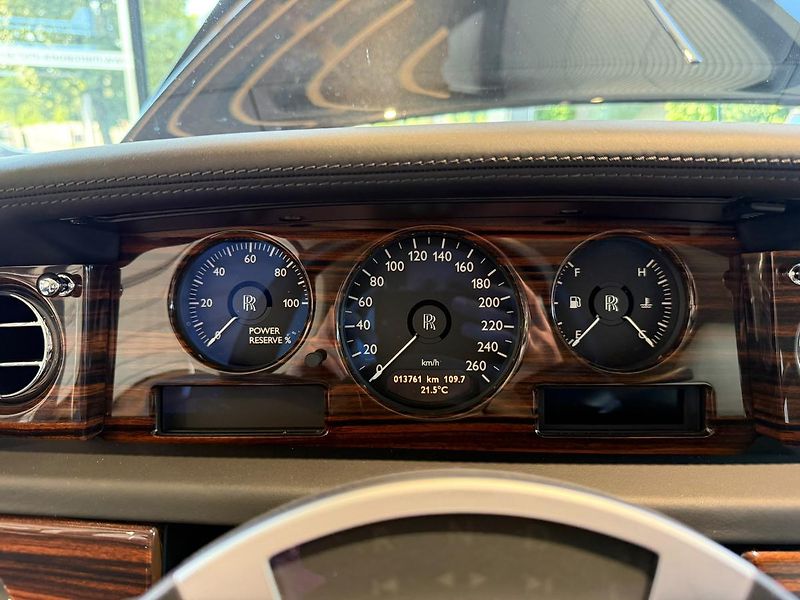 Rolls-Royce Phantom - fotka 29 z 31