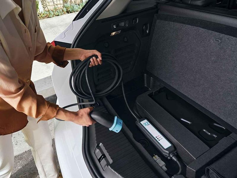 Už jen automat se bude nacházet v interiéru vozu Renault Mégane RS