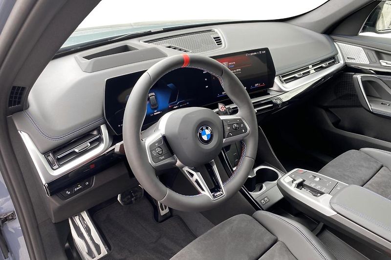 BMW X1 M35i xDrive - fotka 3 z 8