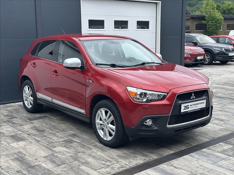 Mitsubishi ASX 1,8 DI-D 150PS  Intense 4x4 - fotka 5 z 48