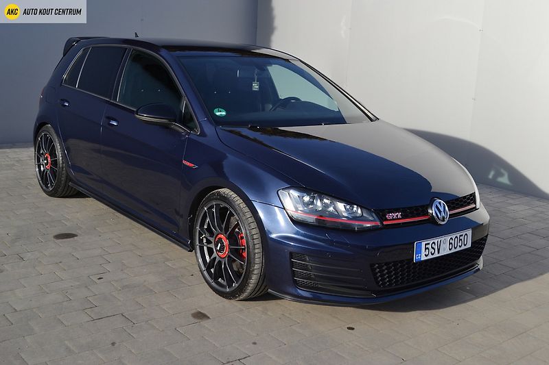 Volkswagen Golf VII    2.0TSI -162KW   GTI - fotka 7 z 39
