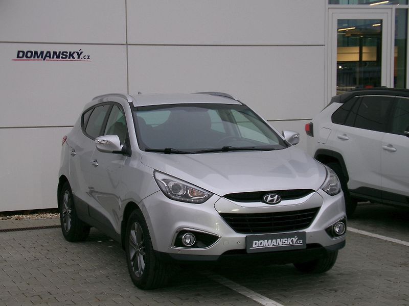 Hyundai ix35 STYLE 2.0 CRDi 100kW 4x4 DPH - fotka 9 z 14