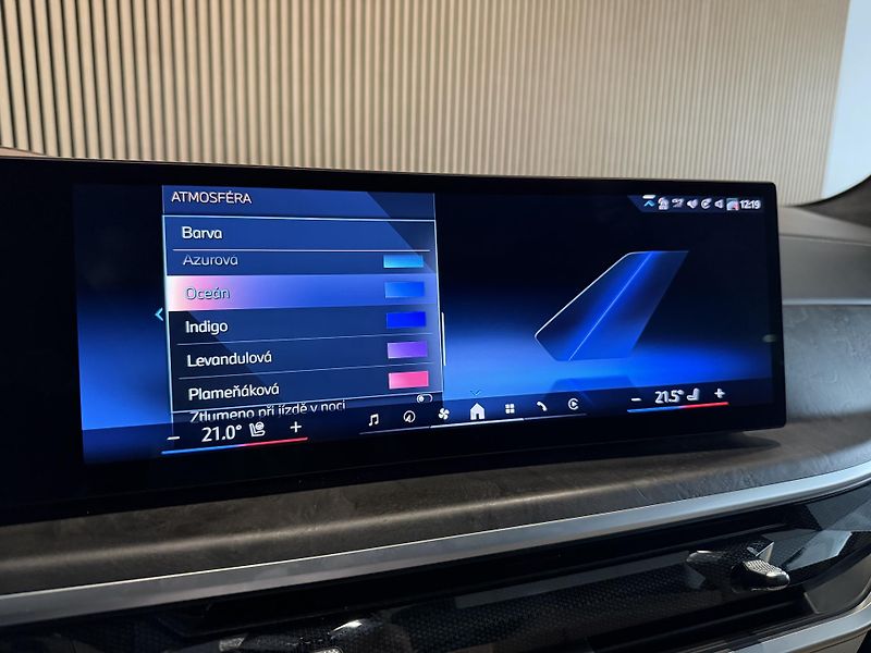 BMW X7 40d M Tažné Masáž Pano Záruka - fotka 45 z 48