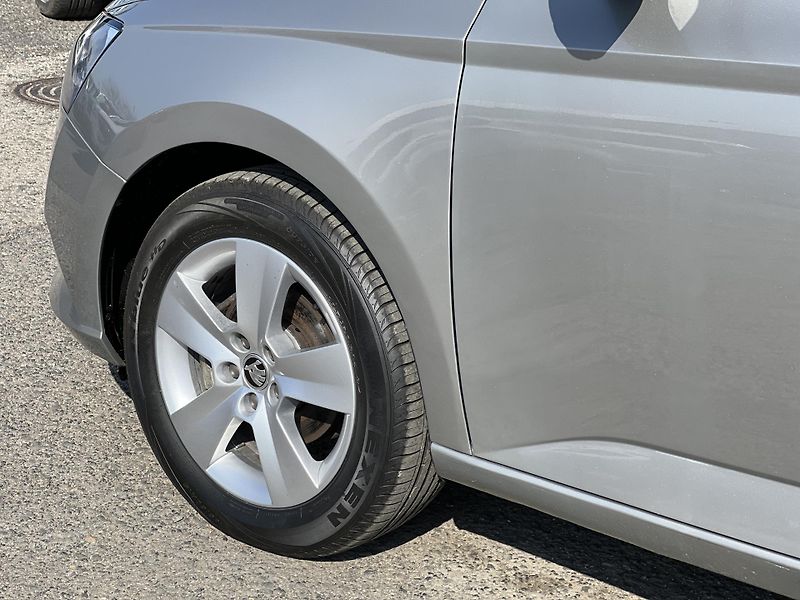 Škoda Fabia 1.0MPi 55kw KLIMA ALU PŮVOD ČR - fotka 33 z 35