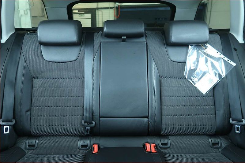 Škoda Octavia (2016) 1.6 TDI, Automat, Navi, Xenony - fotka 10 z 25