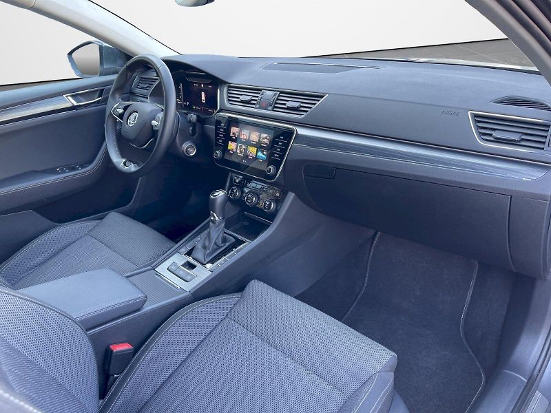 Škoda Superb (2023) 2.0 TDI 147kW Style Plus DSG C - fotka 6 z 21