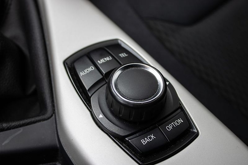 BMW Řada 1 116d, servisované - fotka 19 z 26