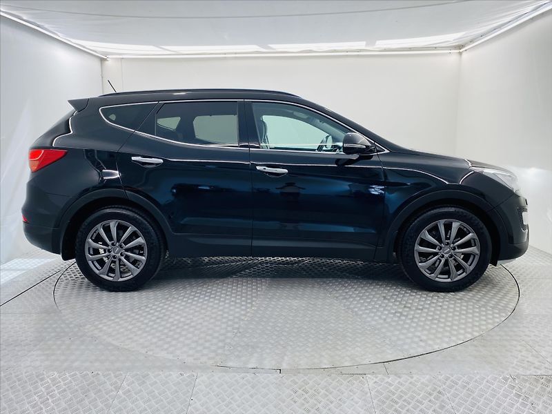 Hyundai Santa Fe 2,2 CRDi 145kW Style 4x4 - fotka 25 z 27