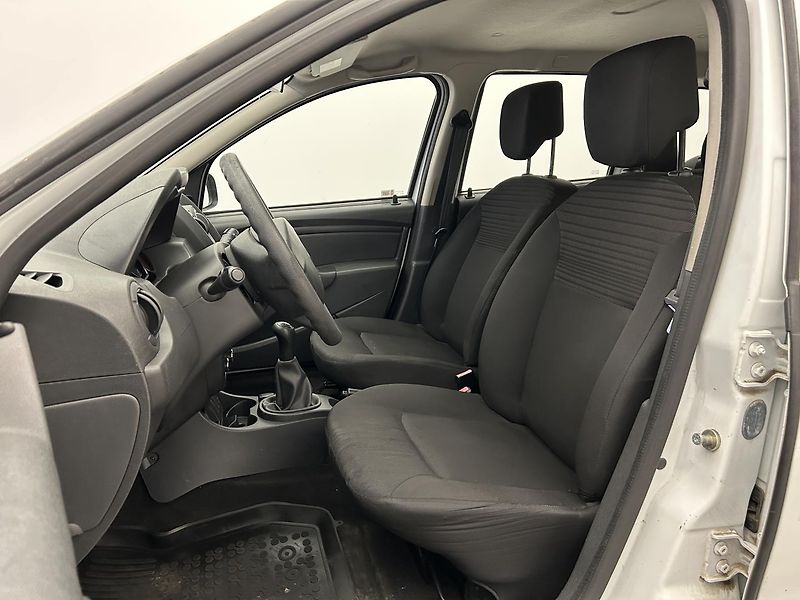 Dacia Duster 1.6   Access - fotka 7 z 21
