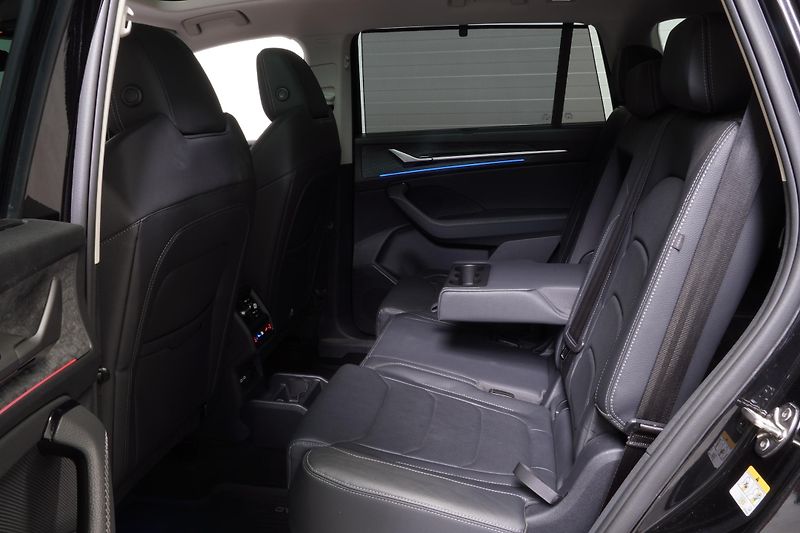 Škoda Kodiaq 2.0TDI Excl.Sel.ČR,1MAJ,7 míst - fotka 23 z 43