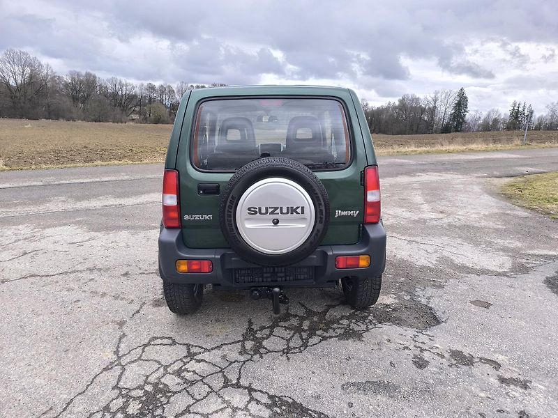 Suzuki Jimny (2011) 1.3 4x4 DOLOŽENÉ KM,SERVISNÍ K - fotka 6 z 29