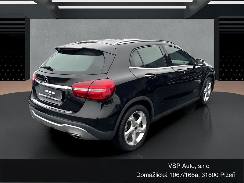 Mercedes-Benz GLA 200d 4MATIC - fotka 5 z 20