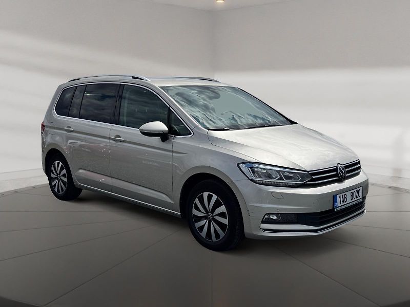 Volkswagen Touran (2023) HIGHLINE 1.5TSI 110kW DSG CZ - fotka 3 z 11