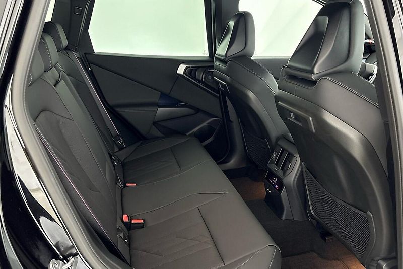 BMW X3 M50 xDrive - fotka 12 z 25