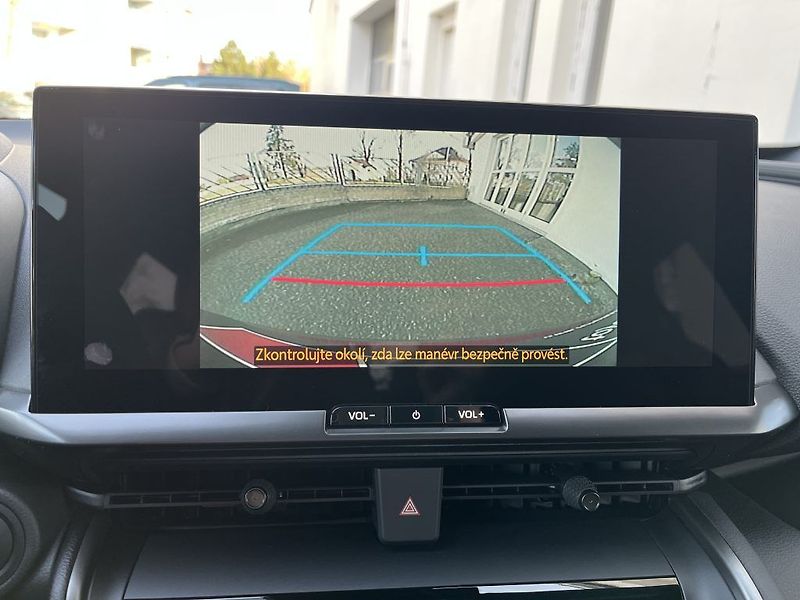 Toyota C-HR 1,8 HEV Style - fotka 20 z 27