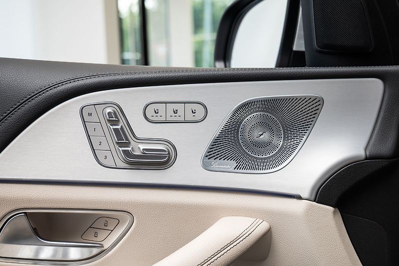 Mercedes-Benz GLE 350d 4MATIC / vzduch - fotka 9 z 21