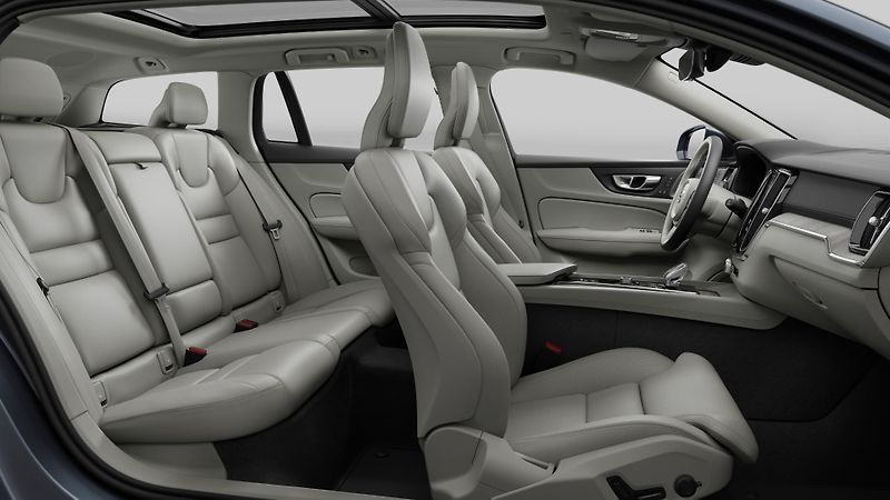 Volvo V60 (2026) B4 AUT BRIGHT ULTRA - fotka 4 z 12