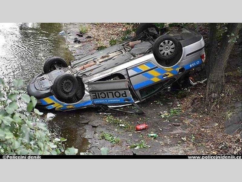 Takhle to vypadá, když mají policisté den blbec.