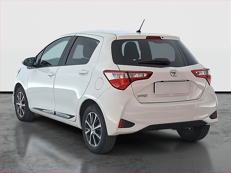 Toyota Yaris (2018) 1.5 Dual VVT-i, Serv.kniha - fotka 4 z 16