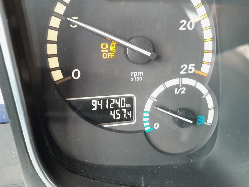 Mercedes-Benz Actros 1848 ADR Retarder - fotka 36 z 39