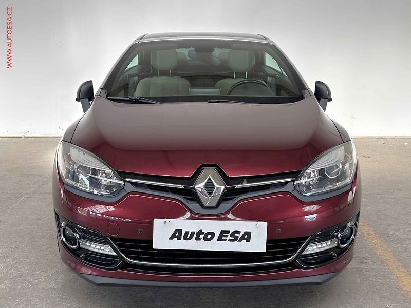 Renault Mégane (2014) 2.0 i, Luxe, AT, kůže, navi - fotka 2 z 16