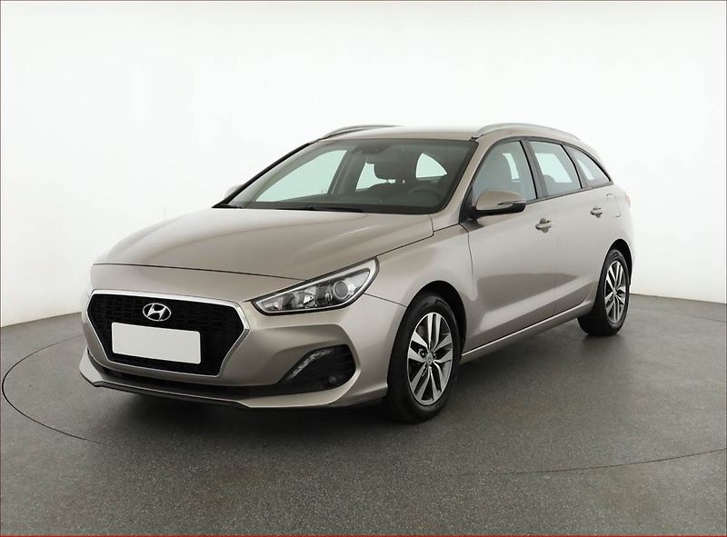 Hyundai i30 (2020) 1.4 T-GDI, Serv.kniha - fotka 2 z 19