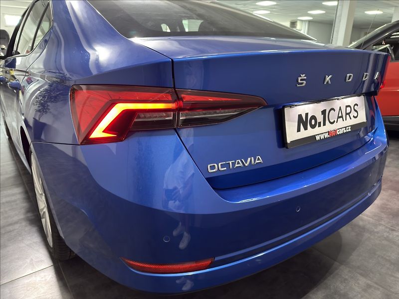 Škoda Octavia 1,5   TSI 110KW LED ČIDLA ČR - fotka 22 z 25