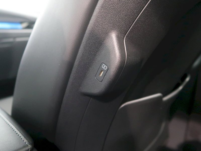 Kia Niro (2022) STYLE 1.6T-GDi 104KW - fotka 36 z 39