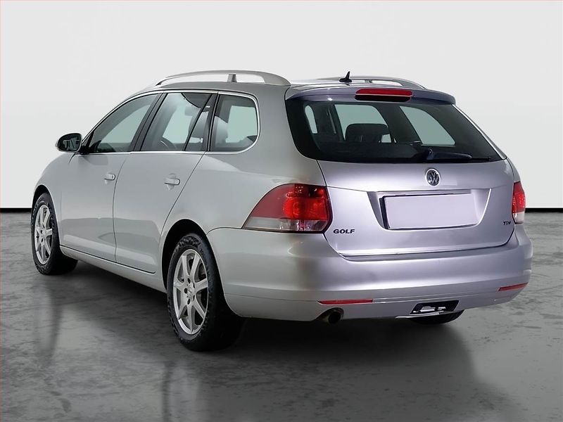 Volkswagen Golf (2010) 1.6 TDI, Serv.kniha, Tažné - fotka 4 z 16