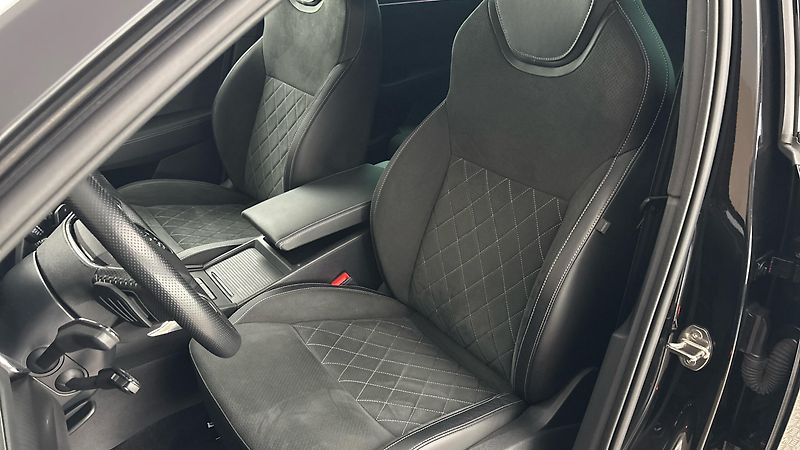 Škoda Superb 2.0 TDI DSG 4x4 Sportline Comb - fotka 15 z 28