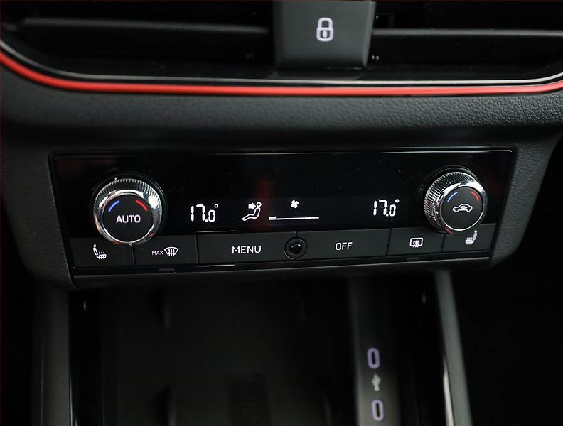 Škoda Scala (2021) Monte Carlo 1.0 TSI, Automat - fotka 13 z 20