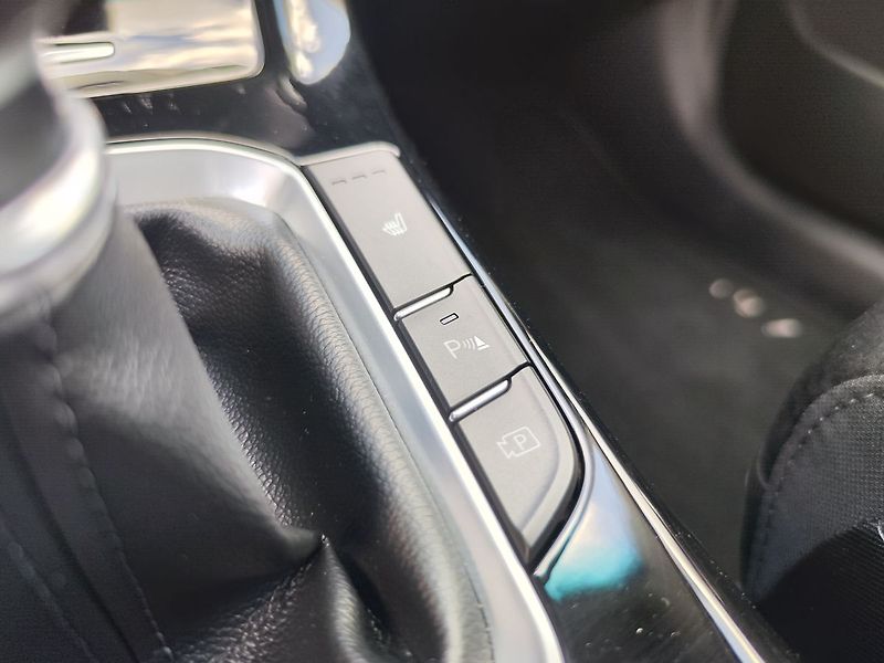 Hyundai i30 1.5 T-GDI/103kW Style Safety - fotka 25 z 36