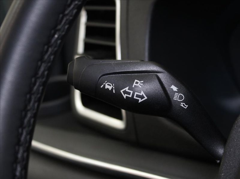 Ford Tourneo Custom 2,0 EB 125kW AT L2 Titan.X ČR - fotka 22 z 25