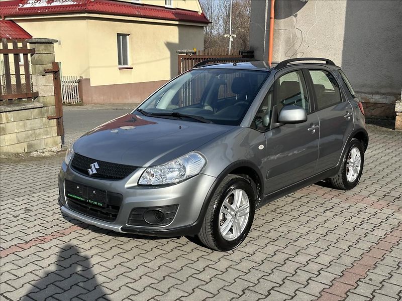 Suzuki SX4 1,6 4x4 1.majitel - fotka 9 z 18