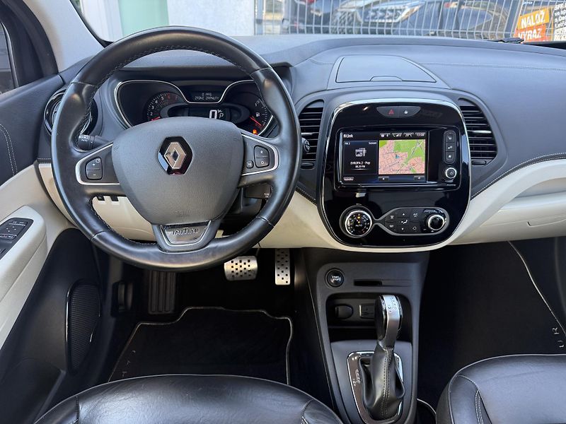 Renault Captur 1.2 TCe INITIALE PARIS  - fotka 9 z 32