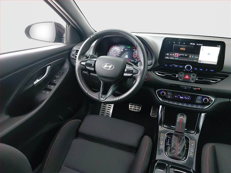 Hyundai i30 (2024) N-Line 1.5 T-GDI MHEV 48V - fotka 7 z 21