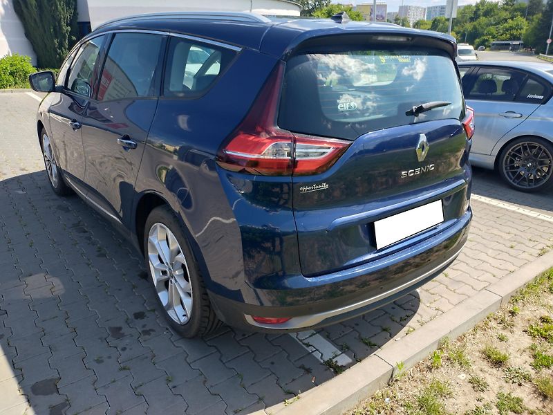 Renault Grand Scénic (2017) - fotka 2 z 8