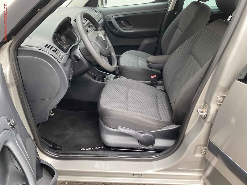 Škoda Roomster (2011) 1.2 TSi, Style, +kola - fotka 9 z 18