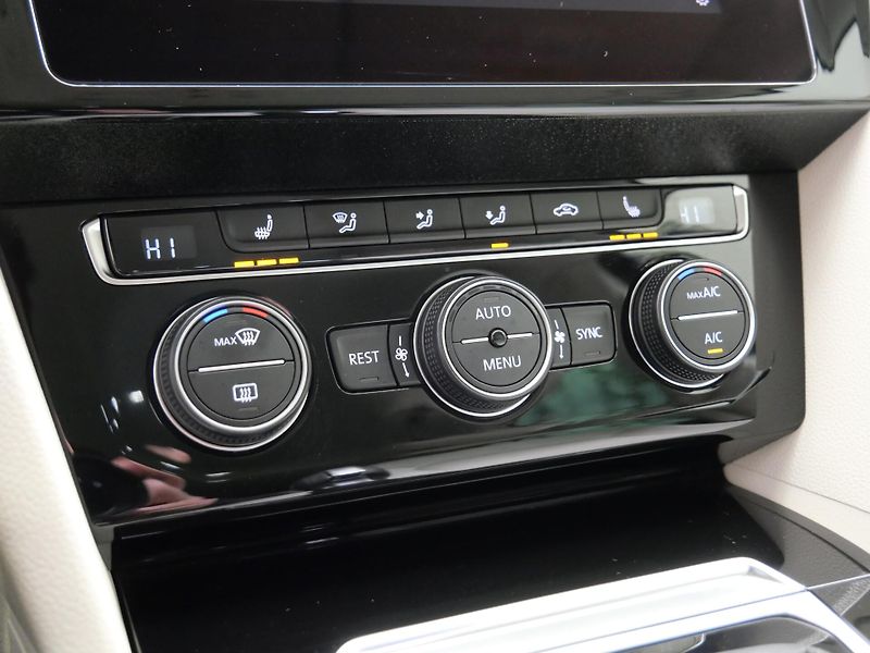 Volkswagen Passat - fotka 17 z 23