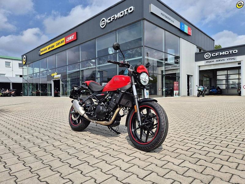 Royal Enfield (2026) Guerrilla 450 - fotka 1 z 37